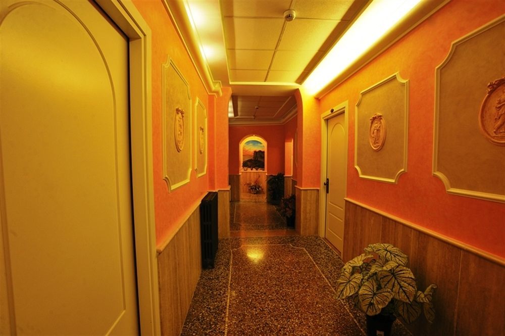 Hotel Miramare Ladispoli Esterno foto